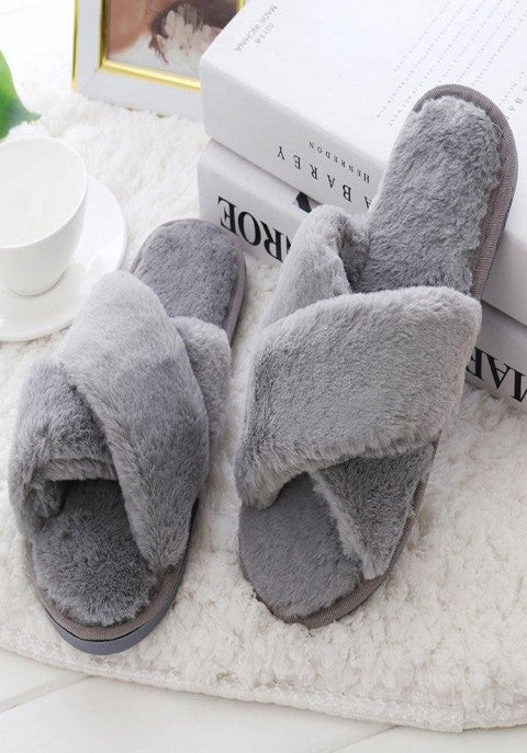 Fur slippers store for women