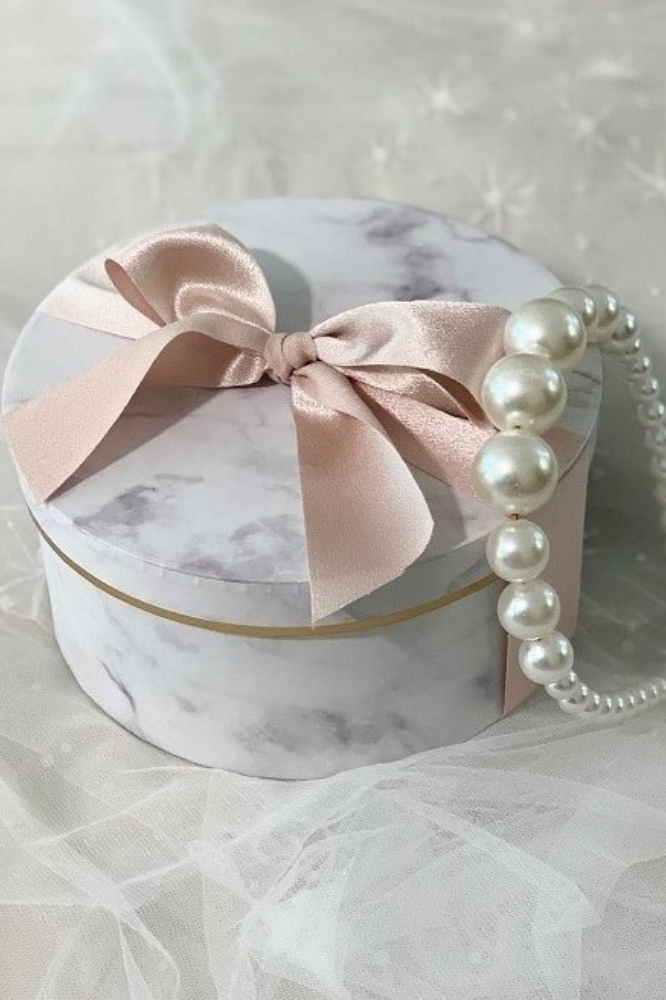 Hairband with Small Pearls