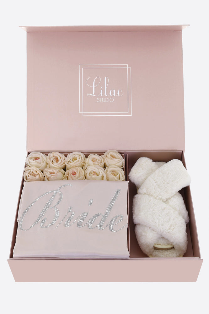 Gift Box - Babe with "Bride" in Crystals